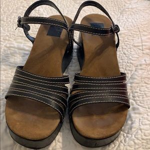 American Eagle wedge heels